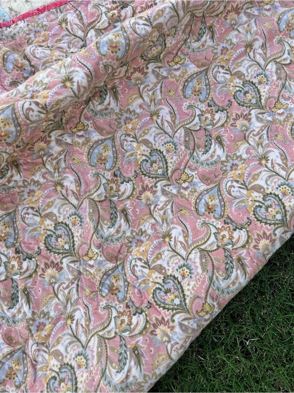 Handmade Pink Patchwork Quilt - Home Bedding